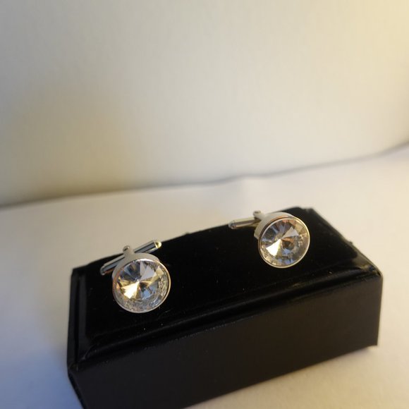 Clear Crystal Beveled Silver Tone Cufflinks - Picture 2 of 2